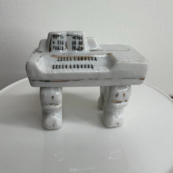 Vintage Occupied Japan Victorian Musical Ensemble Porcelain‎ Figurines - Picture 13 of 16